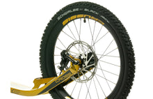 Indlæs billede til gallerivisning CRUSSIS CROSS 9.2-1 GULD/SORT